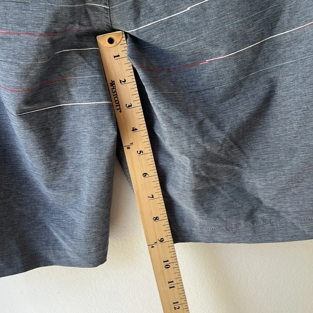 Travis Mathew Gray Board Shorts Quick-Drying Swimwear 40 Waist